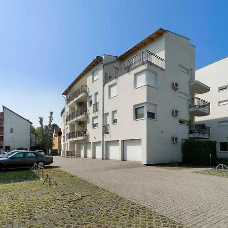 Apartment Eden